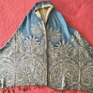 EUC Cape - Blue and Tan Paisley Print